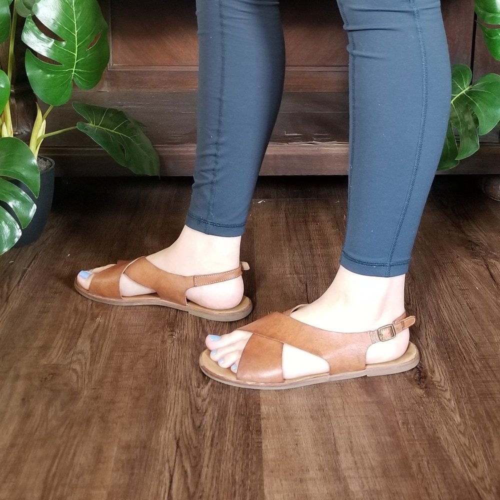 Franco Sarto Leather Sandal size 8.5 Huarache